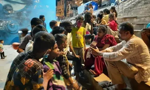 साल 2023 तक बनारस होगा बैगर फ्री- चंद्र मिश्रा साल 2023 तक बनारस होगा बैगर फ्री- चंद्र मिश्रा