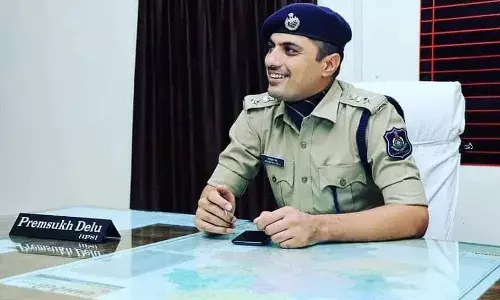 12 सरकारी नौकरी हासिल करने वाले प्रेम सुख देलू बने आईपीएस ऑफिसर 12 सरकारी नौकरी हासिल करने वाले प्रेम सुख देलू बने आईपीएस ऑफिसर