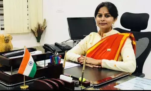 जिंदगी की एक घटना ने डॉक्टरी छोड़, कलेक्टर बनने को किया मजबूर! जिंदगी की एक घटना ने डॉक्टरी छोड़, कलेक्टर बनने को किया मजबूर!