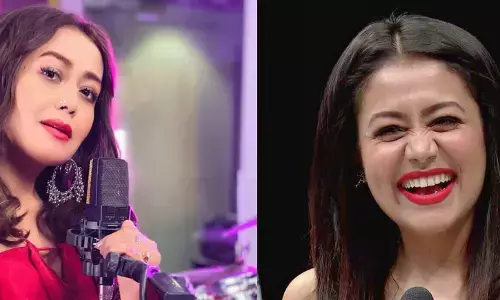 जगरातों के गाने से बॉलीवुड स्टार सिंगर बनने तक का सफर तय करने वाली नेहा कक्कड़ मना रहीं हैं, अपना 34 वां जन्मदिन जगरातों के गाने से बॉलीवुड स्टार सिंगर बनने तक का सफर तय करने वाली नेहा कक्कड़ मना रहीं हैं, अपना 34 वां जन्मदिन