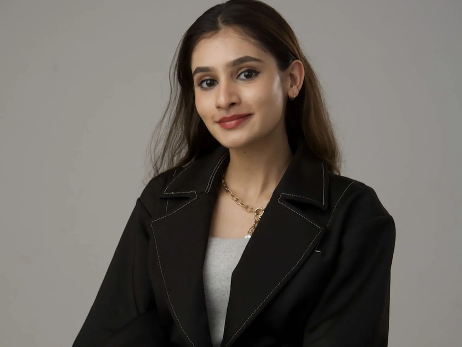 “Skin is your one permanent home. Invest in your skin with Skinvest.” Divya Malpani “Skin is your one permanent home. Invest in your skin with Skinvest.” Divya Malpani