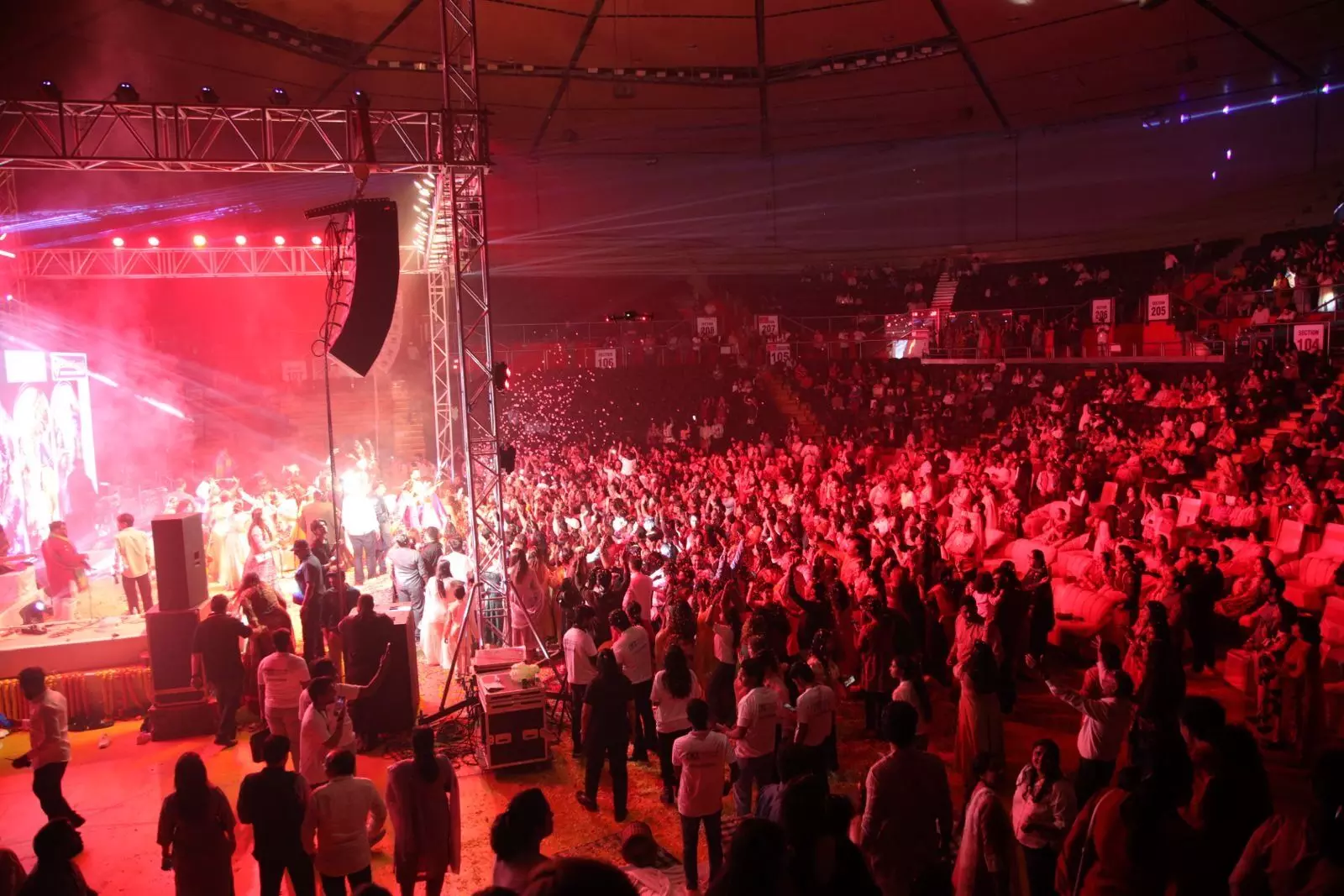 Prakhar - Saaz Completed a Classic Bhajan Clubbing Event in EastDelhi Prakhar - Saaz Completed a Classic Bhajan Clubbing Event in EastDelhi