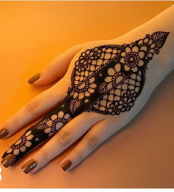 Crochet style Mehndi 