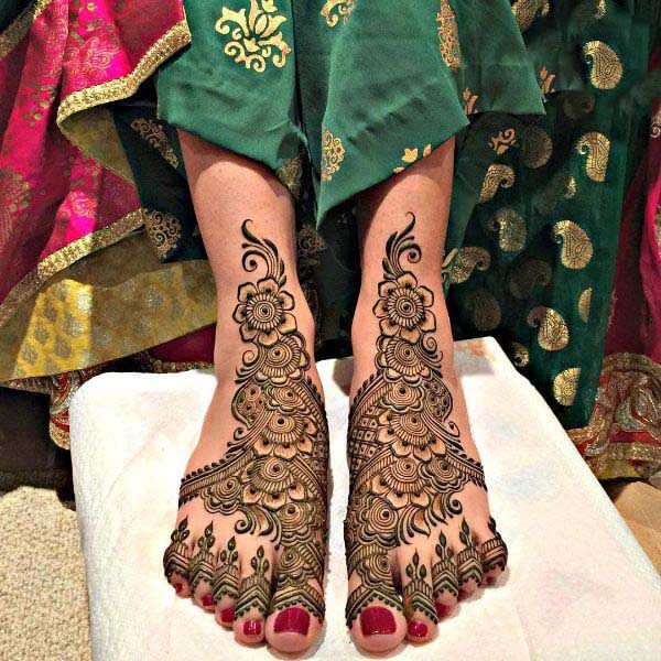 Aggregate 156+ leg arabic mehndi super hot - jtcvietnam.edu.vn