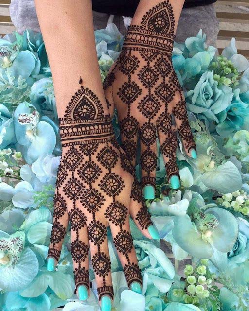 dotted neck with flowers mehndi design