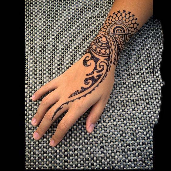 Classy Tattoo Mehndi Design 